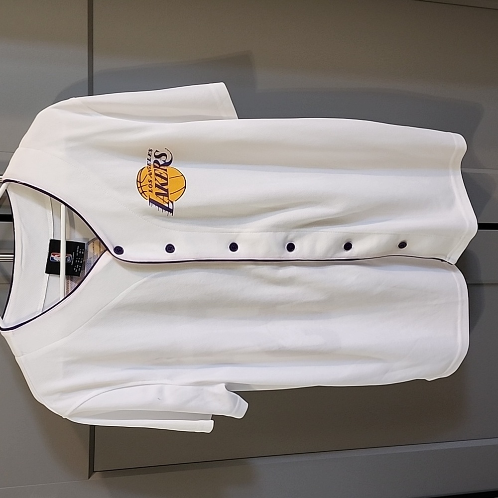 Forever 21 Lakers NBA jersey